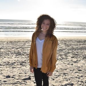 Meet your Posher, Emily florence